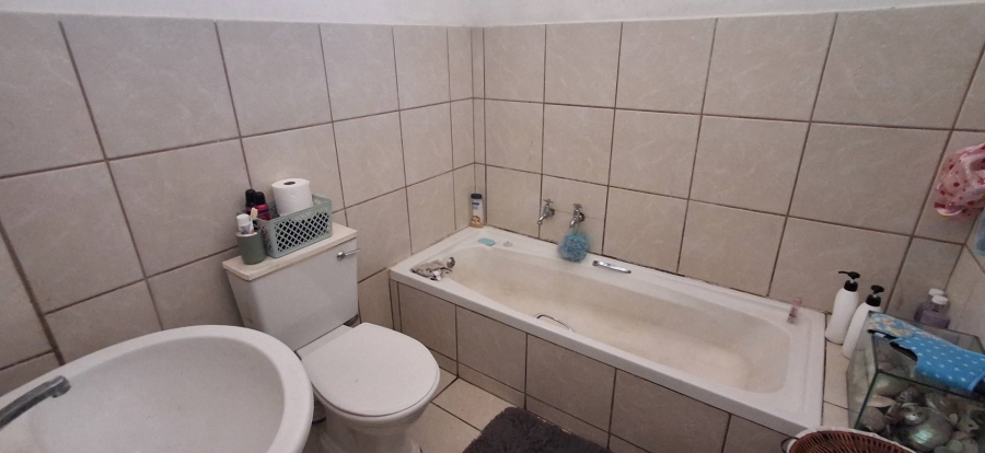 3 Bedroom Property for Sale in Schoemansville North West